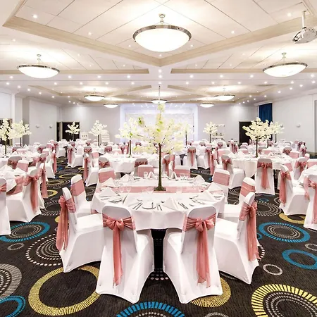 Mercure Telford Centre Hotel-3