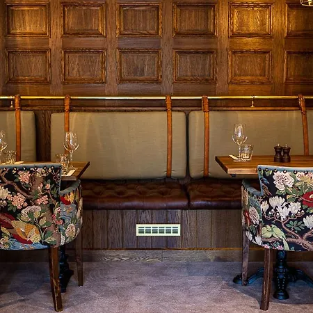 The Filly Inn-2
