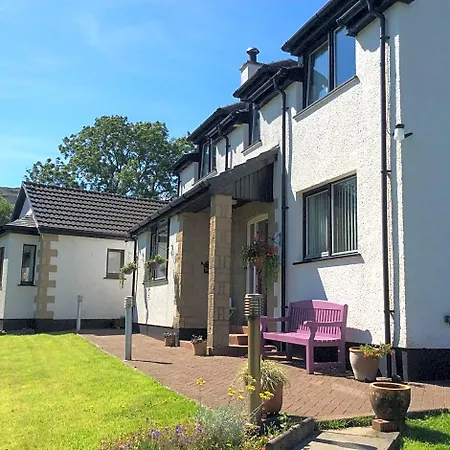 Meadowbank Guest House-3