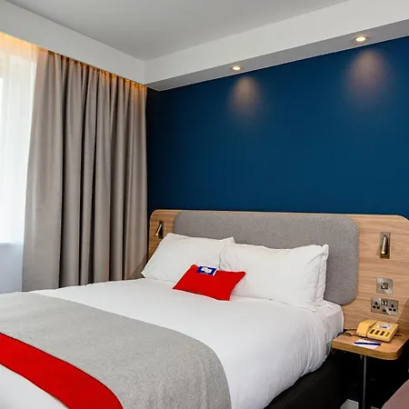 Holiday Inn Express Canterbury By Ihg-3