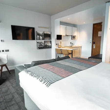 Sandman Signature Newcastle Hotel-3