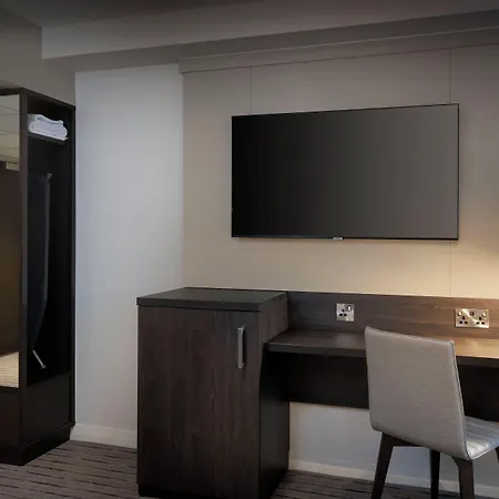 Leonardo Hotel Chester-3