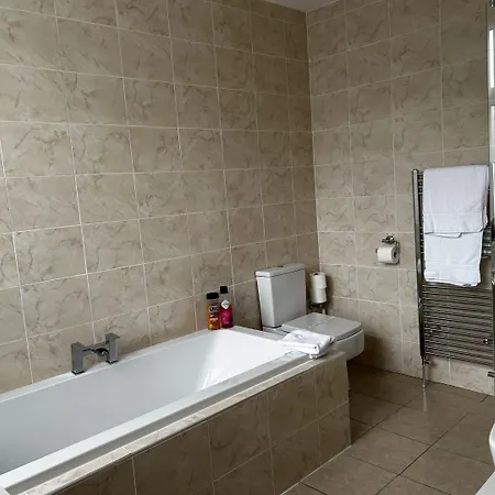 The Inglewood Hotel *Adults Only*-2