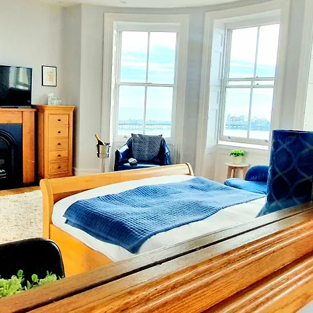 A Room With A View - Free Parking-2