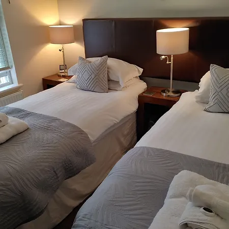 The Bath House Boutique B&B - In-Room Breakfast - Free Parking-2