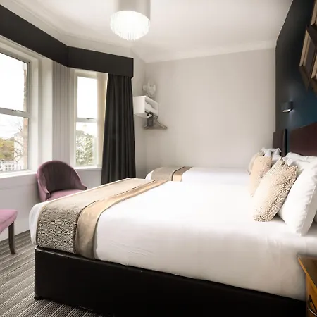 Applewood Hotel-3