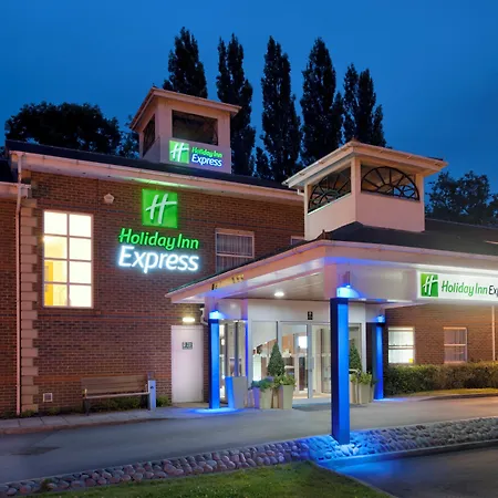Holiday Inn Express Leeds-East By Ihg-3