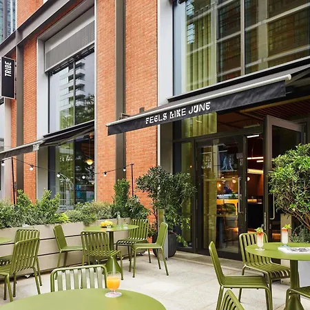 Tribe London Canary Wharf-2