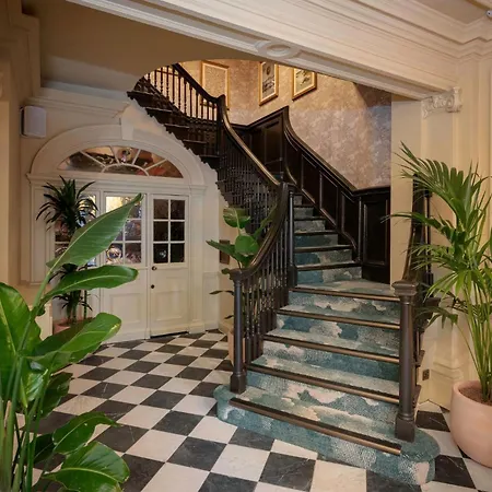 Castle Hotel Windsor-3