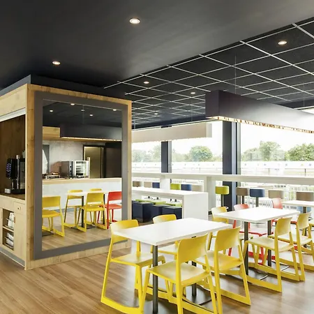 Ibis Budget Hotel Edinburgh Park-2