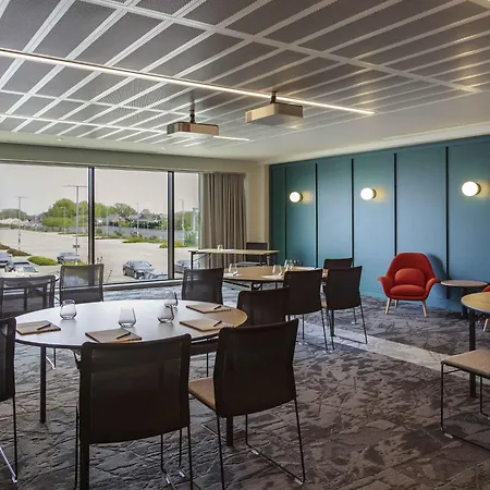 Novotel Cambridge North-2