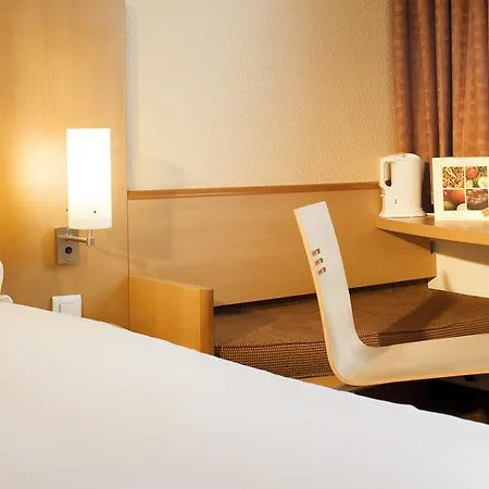 Ibis Gloucester-2