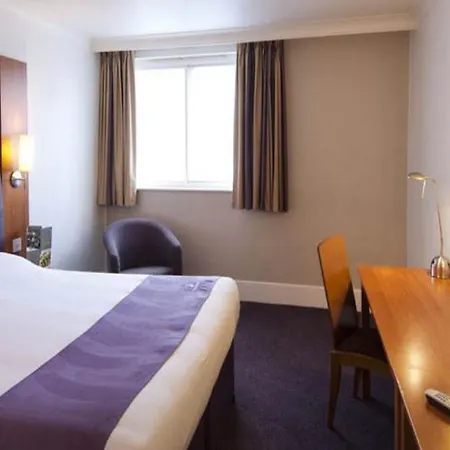 Premier Inn Huntingdon - A1/A14-3