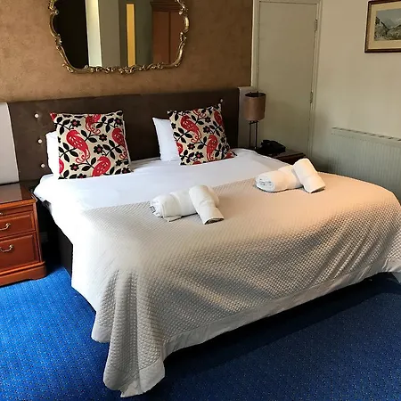 Royal Ettrick Hotel-3
