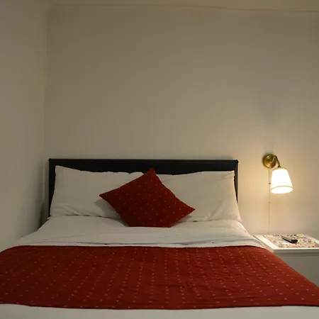 Bow Guest House-3