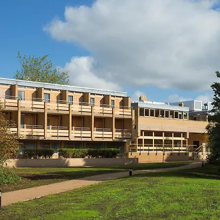 College Court Hotel-2