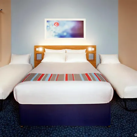 Ramada Encore York-3