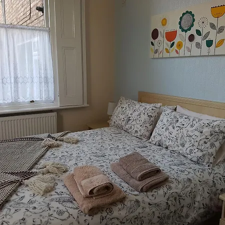 Alexandra Lodge Guest House-3