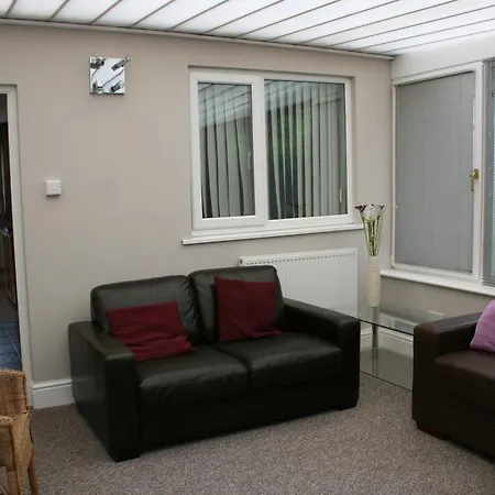 The Manor Guest House-2