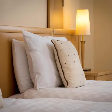 The Windsor House Hotel-2