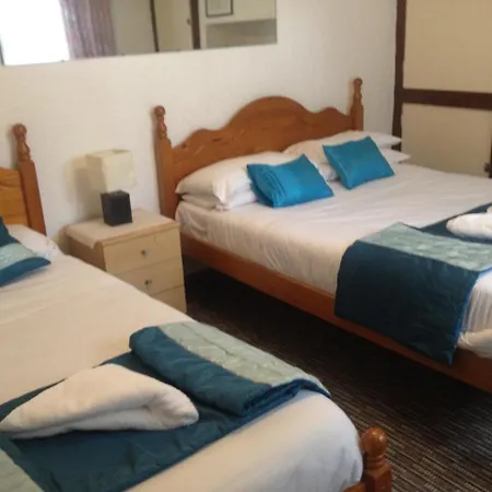 Sandpiper Guest House-3