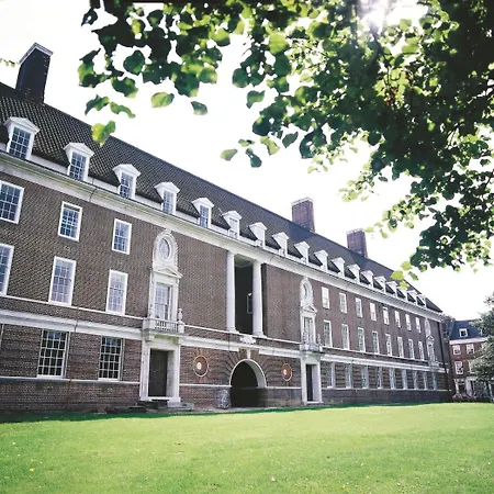 Devonport House-3