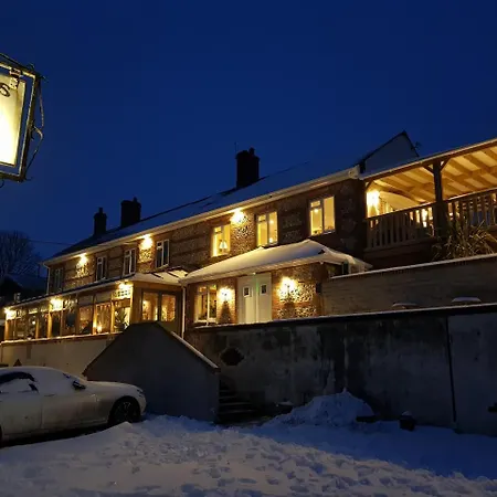 The Rivers Arms-2