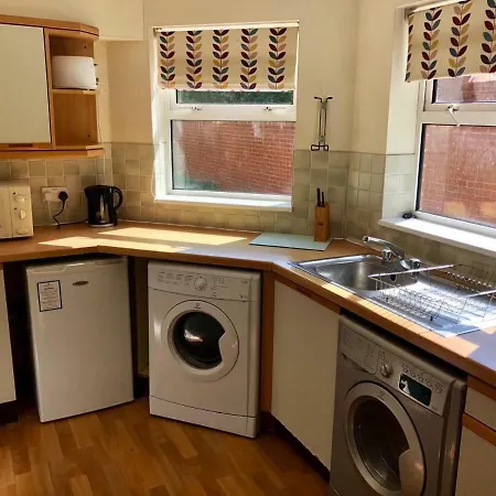 Reading Budget Apartments-3