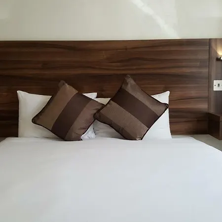 Heathrow-Windsor Guest House-3