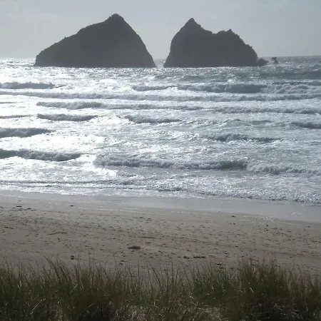 Holywell Bay B & B-3