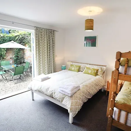 Southville Guest House-2