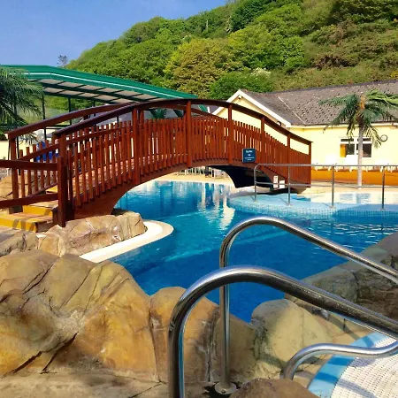 Cardigan Bay Holiday Park-3