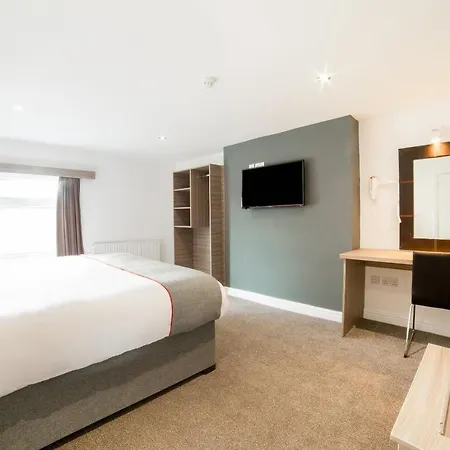 The Connaught Hotel Wolverhampton-3