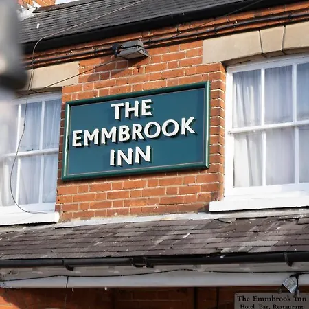 The Emmbrook Inn Hotel-3