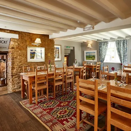 The Crown Inn, Church Enstone-3