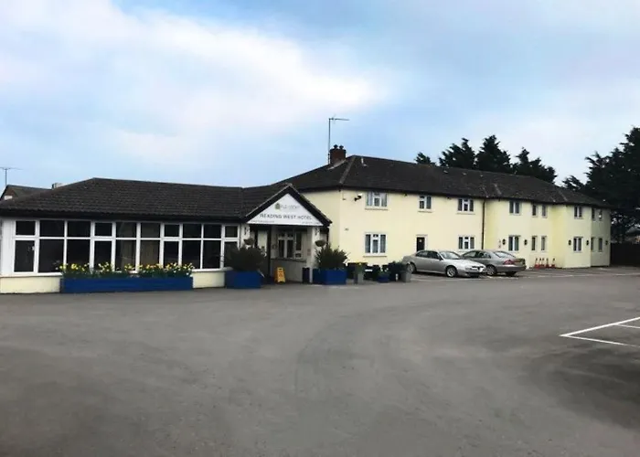 Flexistay Reading West Aparthotel - With Communal Kitchen Use
