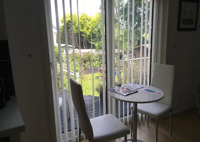 2 Redmoss Walk Bed & Breakfast Aberdeen