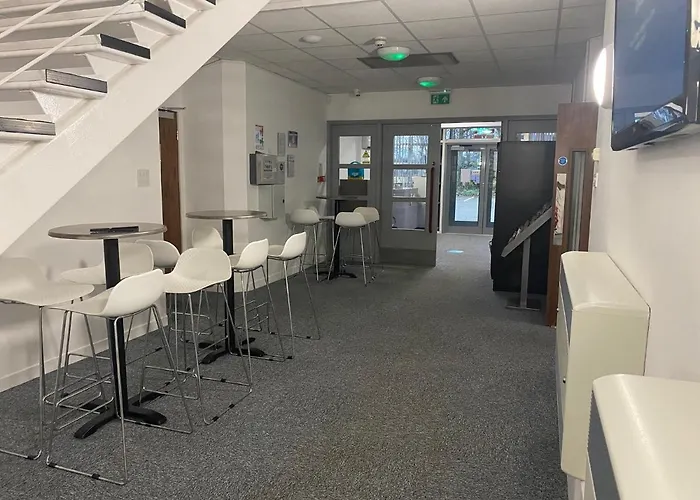 Falkirk City Center Hotels