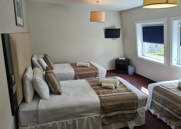 Kyleakin Hotels