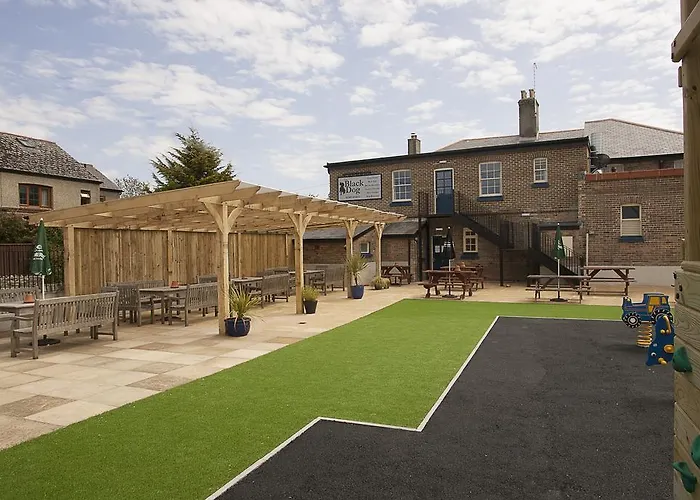 Broadmayne Hotels