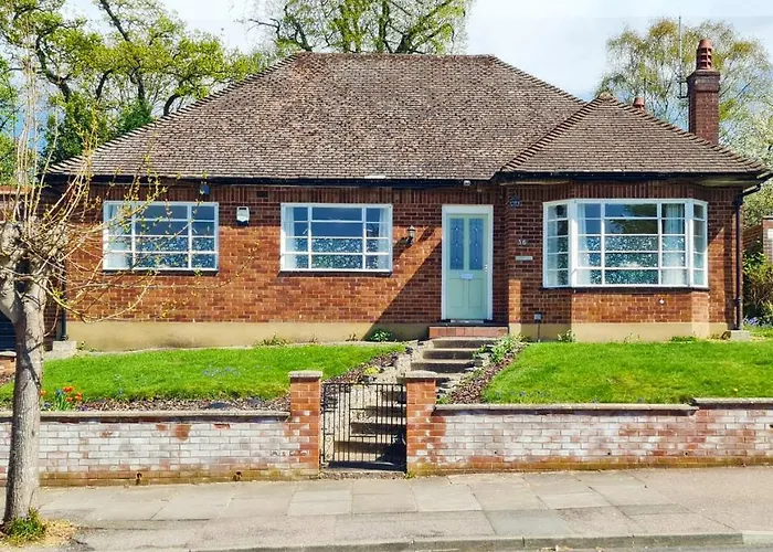 Vacation homes in Watford (Hertfordshire)