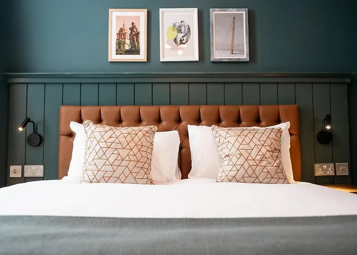 Greenwich Hotels