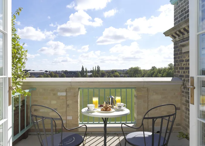 Hotels close to Cambridge Airport (CBG)