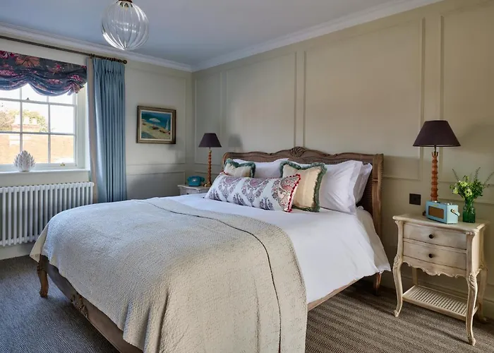 Lymington Beach hotels