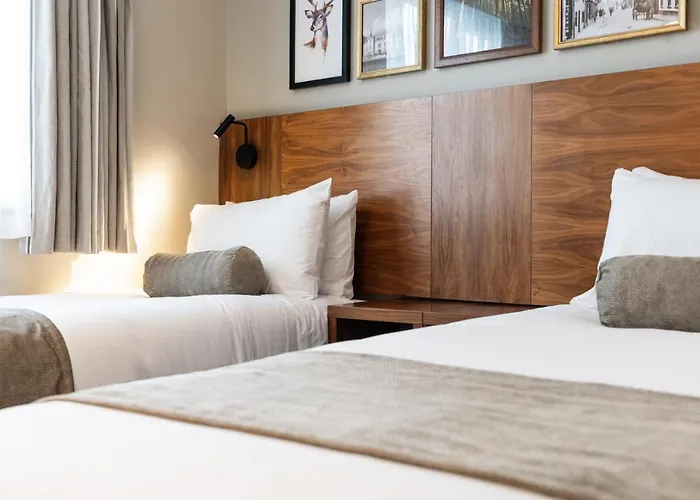 Lowdham Hotels