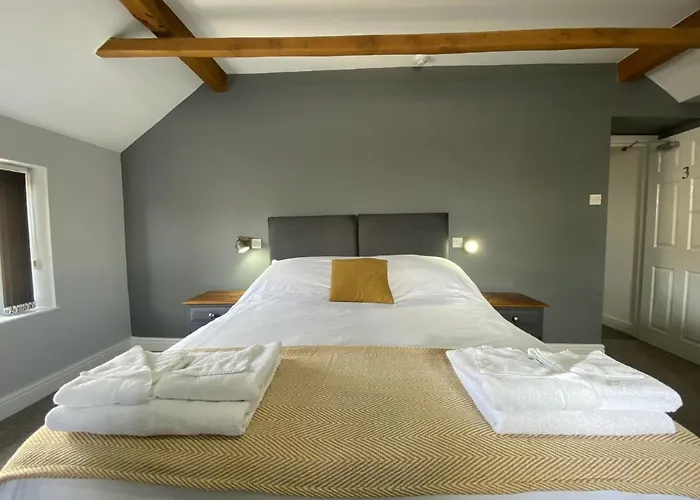Roade Hotels