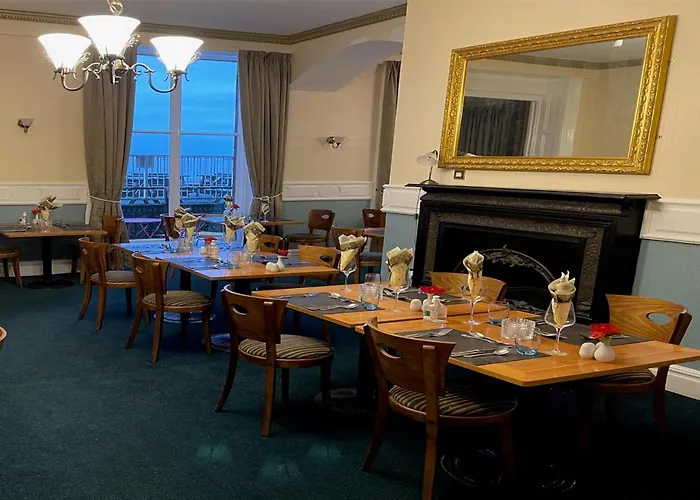 Scarborough Beach hotels