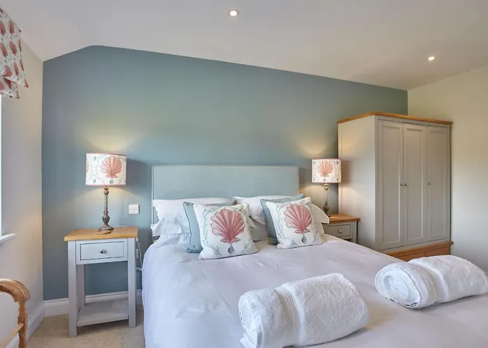 Saint Mawes Vacation Rentals