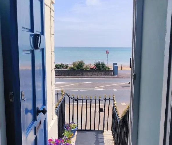 The Lawrence Of Arabia Hotel Weymouth
