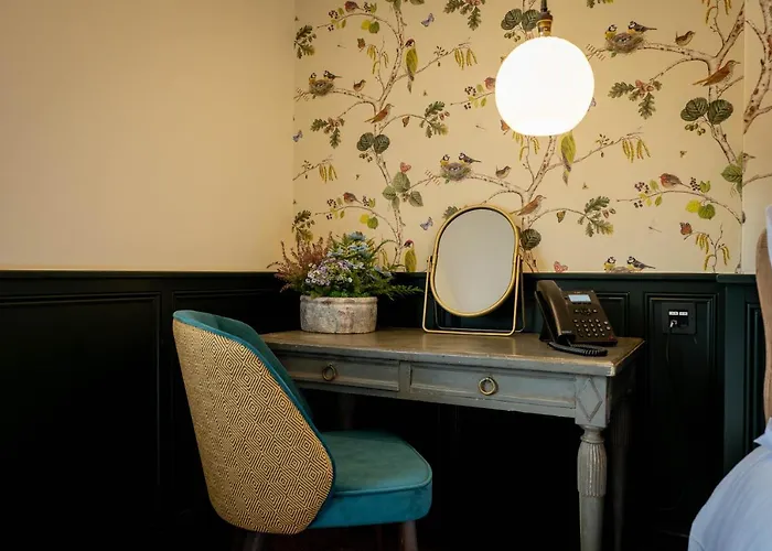 Lenham Hotels